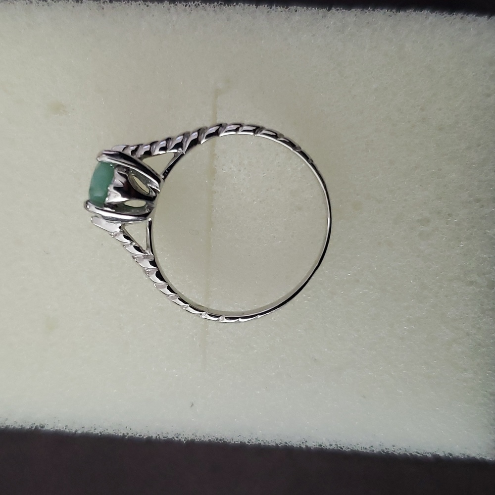 Ring - Picture 2 of 2
